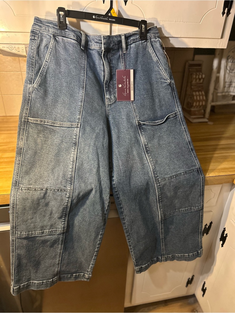 Gloria Vanderbilt Light Blue Denim Jeans with Silver Button